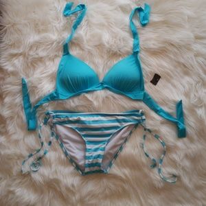 Halter top bikini